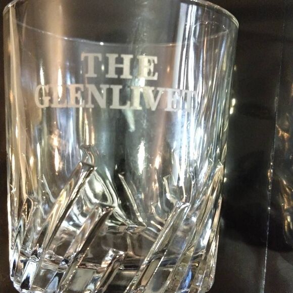 2 The Glenlivet Whiskey Rocks Glasses - Picture 3 of 7